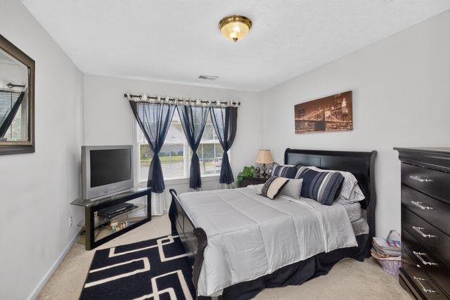 5072 Middleton Place, Lexington, KY 40515
