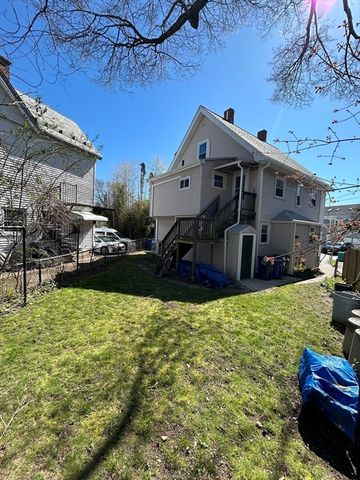 9 Crescent Square 00, Newton, MA 02458