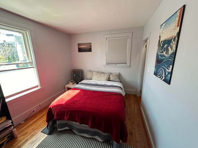 9 Crescent Square 00, Newton, MA 02458