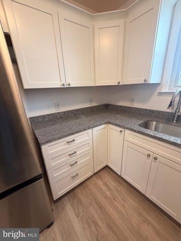 8323 BEAR CREEK DR, Baltimore, MD 21222