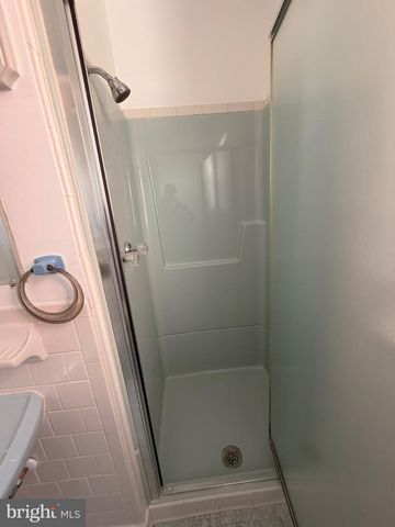 8323 BEAR CREEK DR, Baltimore, MD 21222