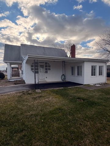 8323 BEAR CREEK DR, Baltimore, MD 21222