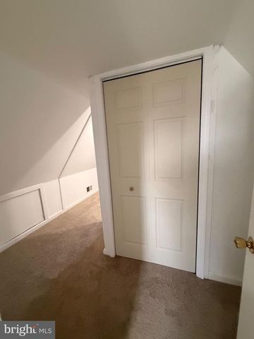 8323 BEAR CREEK DR, Baltimore, MD 21222