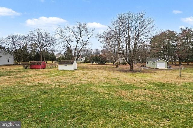 3925 SULLIVAN ST, Mechanicsburg, PA 17050