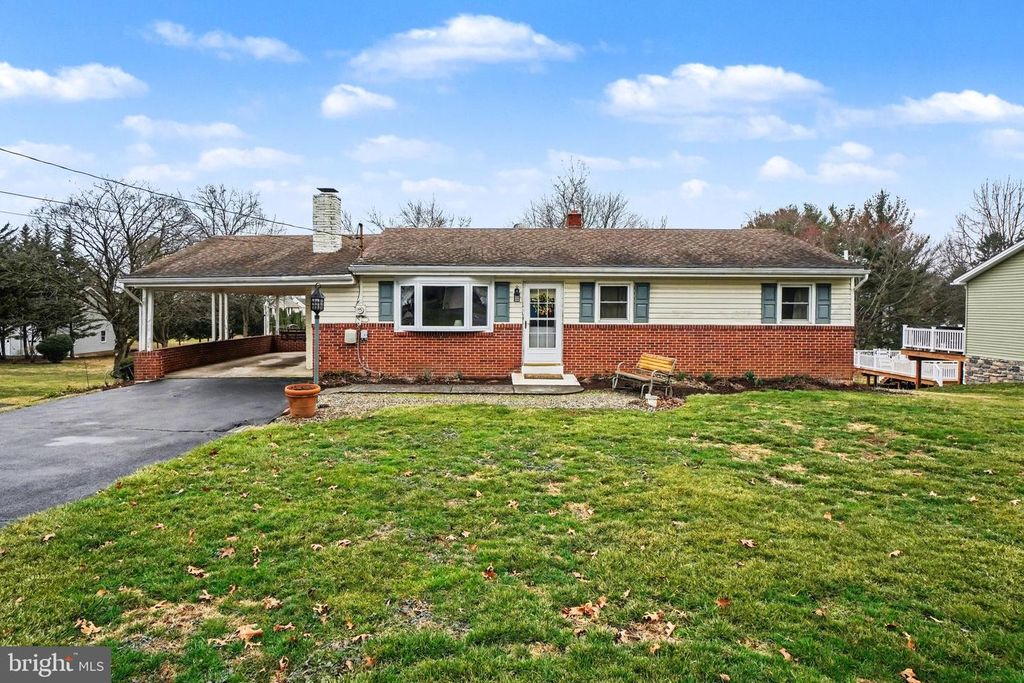 3925 SULLIVAN ST, Mechanicsburg, PA 17050