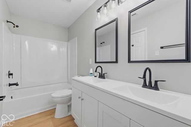 9220 Allegro Drive, Indianapolis, IN 46231