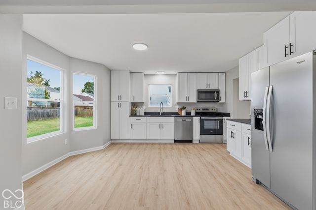 9220 Allegro Drive, Indianapolis, IN 46231