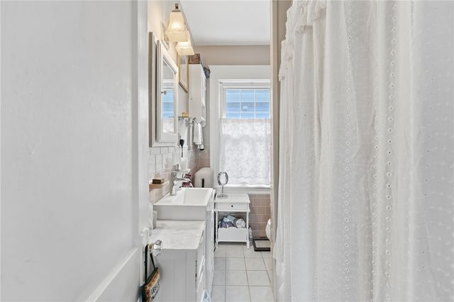 153 Fourth Street, Providence, RI 02906