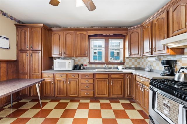 153 Fourth Street, Providence, RI 02906