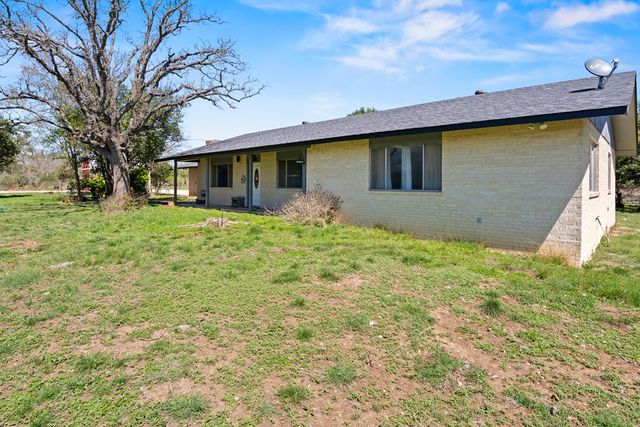 3394 Junction Hwy, Ingram, TX 78025