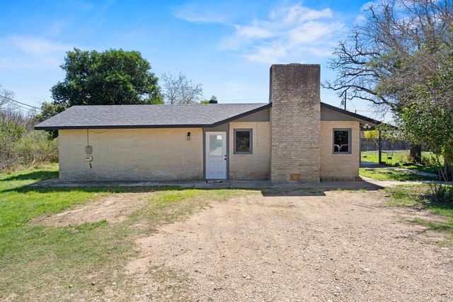 3394 Junction Hwy, Ingram, TX 78025
