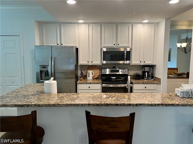 9518 Avellino WAY 2313, Naples, FL 34113