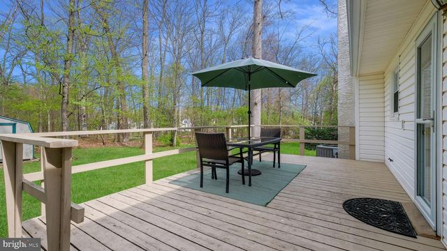 138 WOODLAND DR, Montgomeryville, PA 18936