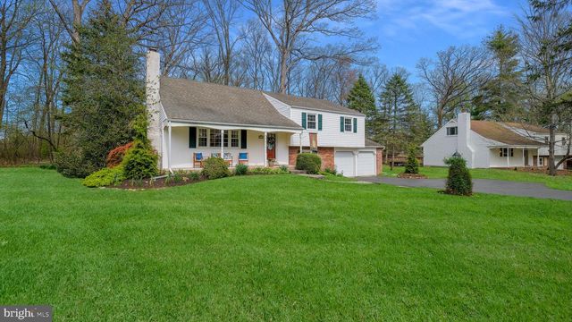 138 WOODLAND DR, Montgomeryville, PA 18936
