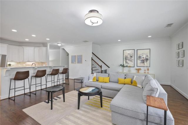 1534 Donaldson Park Drive NE 10, Atlanta, GA 30319