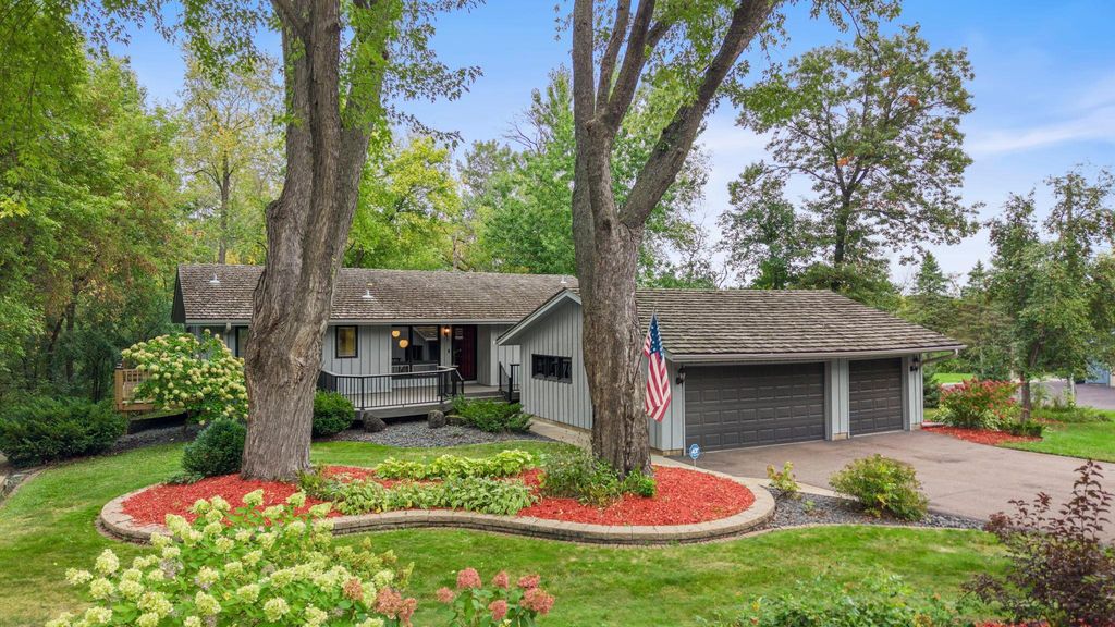 1233 Amble Road, Arden Hills, MN 55112 — exterior