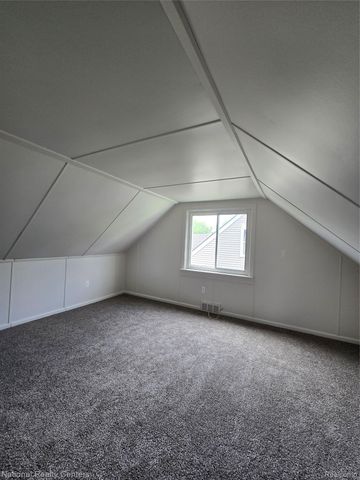 25279 Cole Street, Roseville, MI 48066