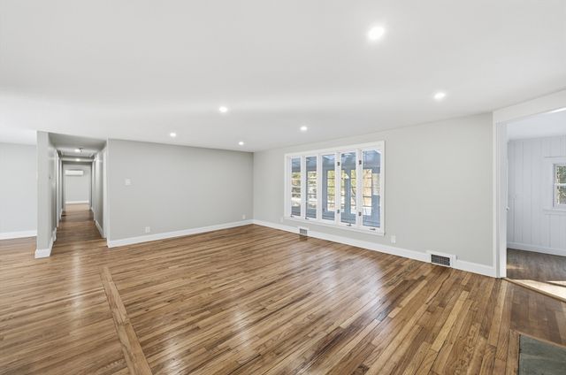 76 Beaver Brook Road, Westford, MA 01886