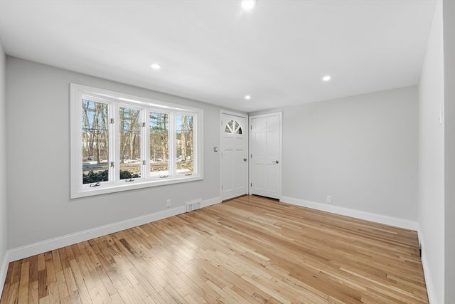 76 Beaver Brook Road, Westford, MA 01886