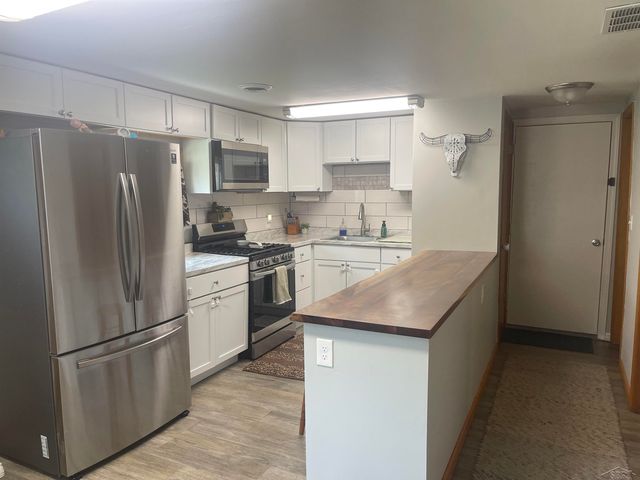3813 Waldo Avenue, Midland, MI 48640