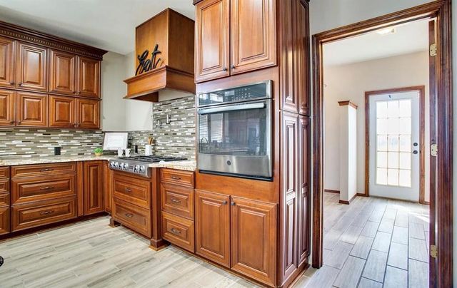 9217 N Van Buren Street, Enid, OK 73703