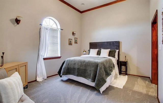 9217 N Van Buren Street, Enid, OK 73703