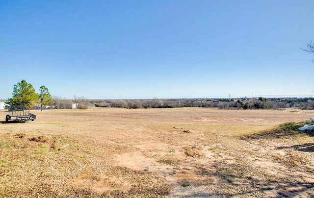 9217 N Van Buren Street, Enid, OK 73703