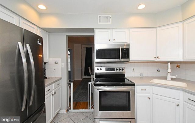 2835 BOWMAN AVE, Bensalem, PA 19020