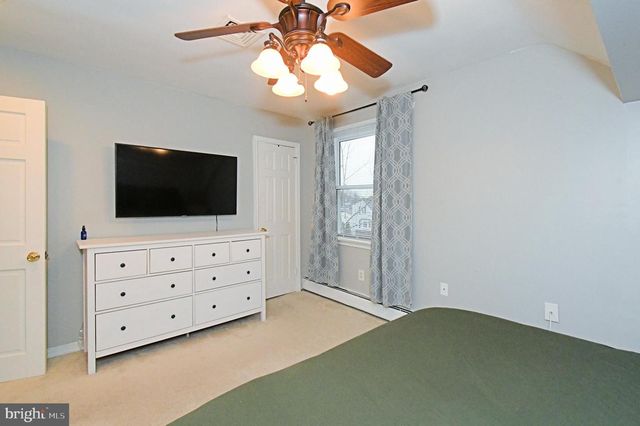 2835 BOWMAN AVE, Bensalem, PA 19020