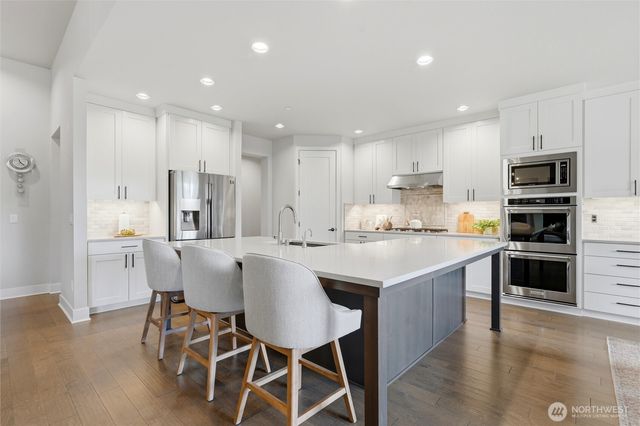 2031 NW Sierra Way, Camas, WA 98607
