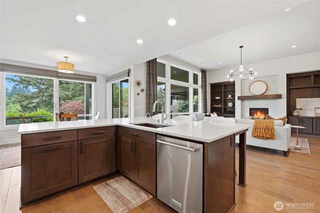 2031 NW Sierra Way, Camas, WA 98607