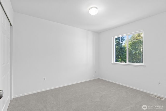 2707 S 268th Place, Kent, WA 98032