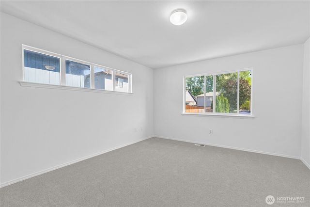 2707 S 268th Place, Kent, WA 98032