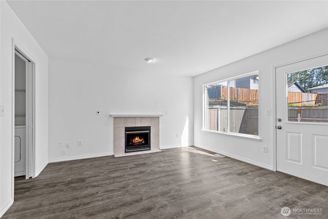 2707 S 268th Place, Kent, WA 98032