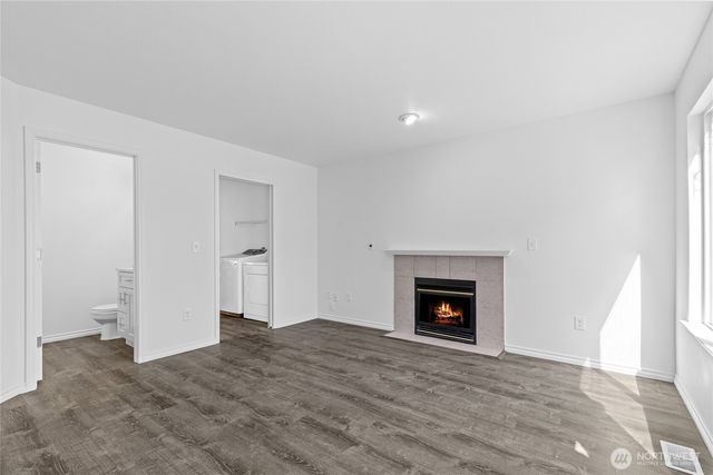 2707 S 268th Place, Kent, WA 98032