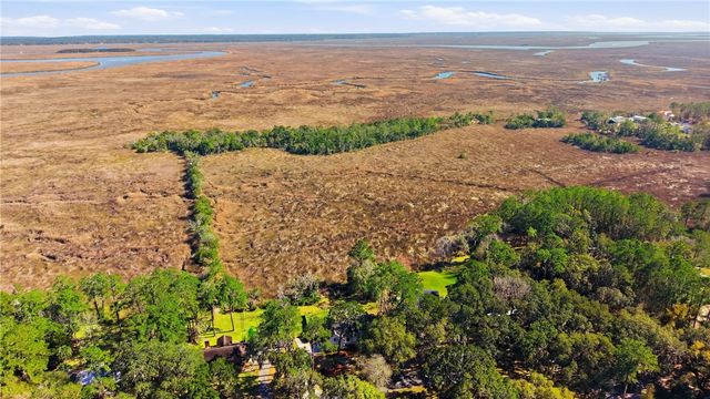 87 Marsh Oak Drive, Brunswick, GA 31525