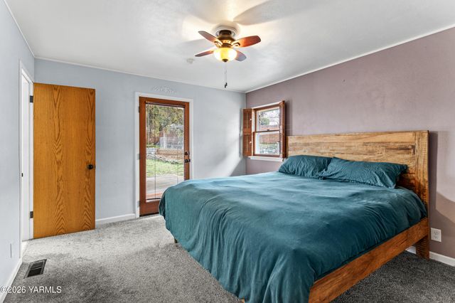 6601 W Lincoln Ave, Yakima, WA 98908