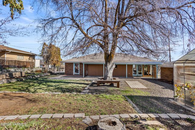 6601 W Lincoln Ave, Yakima, WA 98908