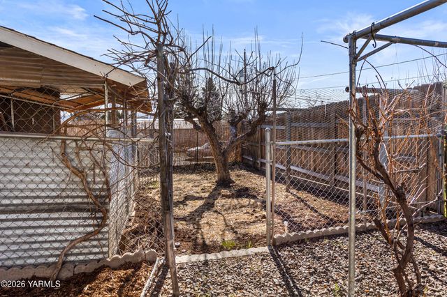 6601 W Lincoln Ave, Yakima, WA 98908