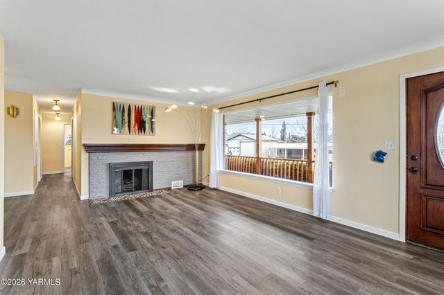 6601 W Lincoln Ave, Yakima, WA 98908