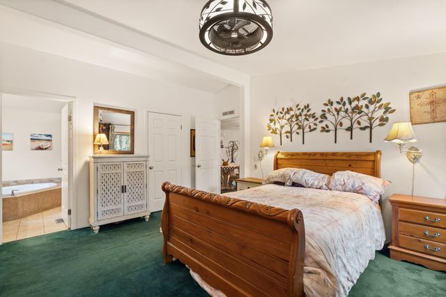 3134 W Evans Creek Road, Rogue River, OR 97537