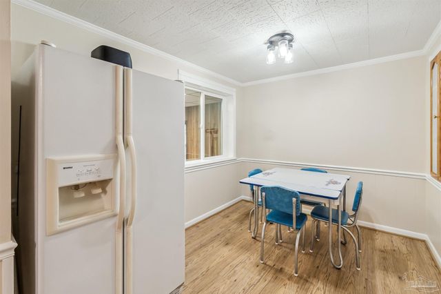 14 Nottingham Way, Pensacola, FL 32506