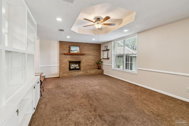 14 Nottingham Way, Pensacola, FL 32506