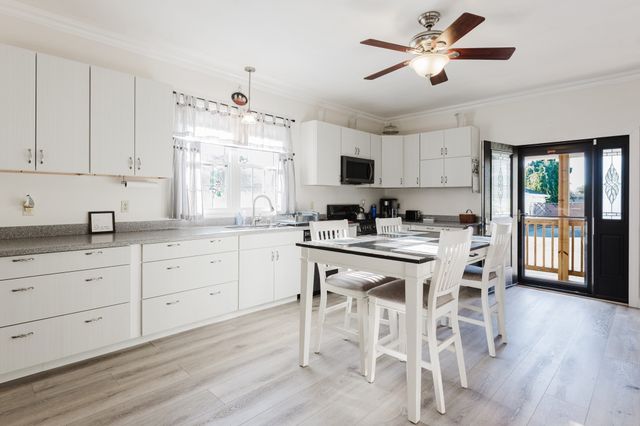 67 Stowell St, New Bedford, MA 02740