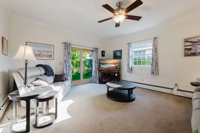 67 Stowell St, New Bedford, MA 02740