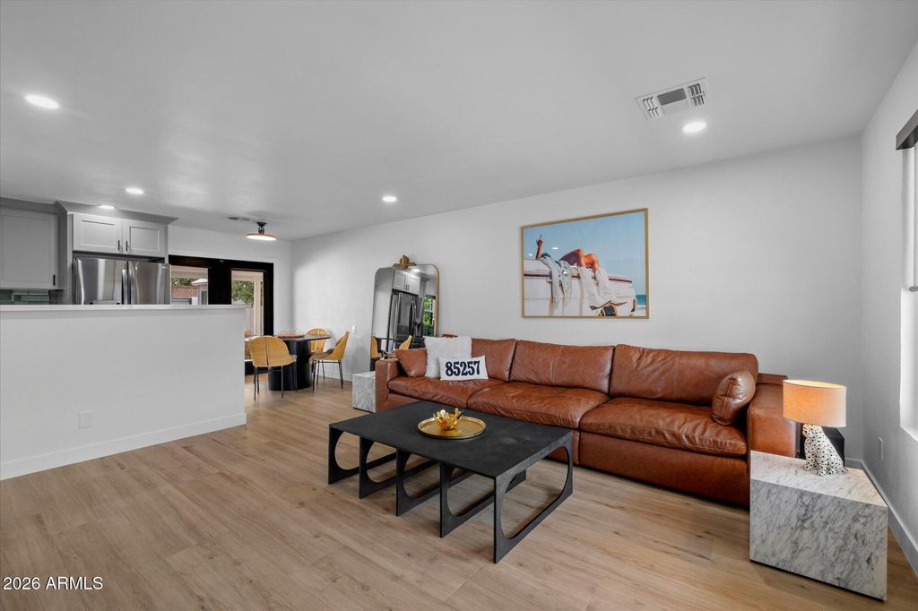 6723 E 1ST Avenue, Scottsdale, AZ 85251 — photo 2
