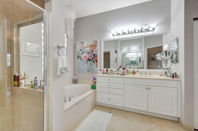 9961 Via Amati, Lake Worth, FL 33467