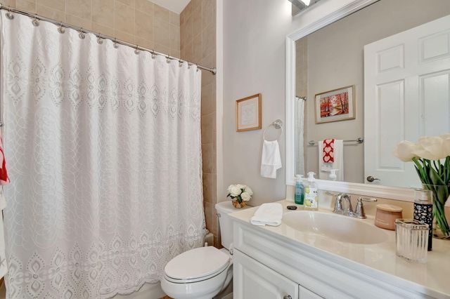 9961 Via Amati, Lake Worth, FL 33467