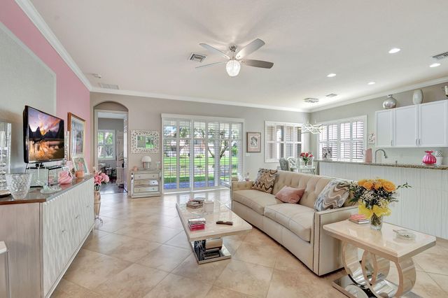 9961 Via Amati, Lake Worth, FL 33467
