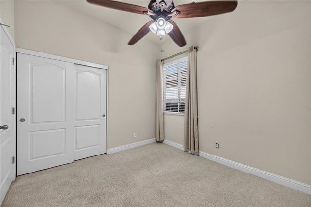 5688 E Christine Avenue, Fresno, CA 93727